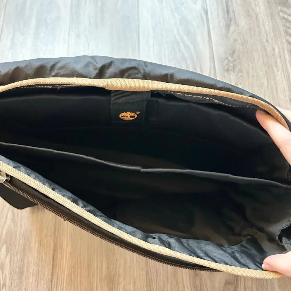 Timberland Vintage Style Brown Messenger Bag